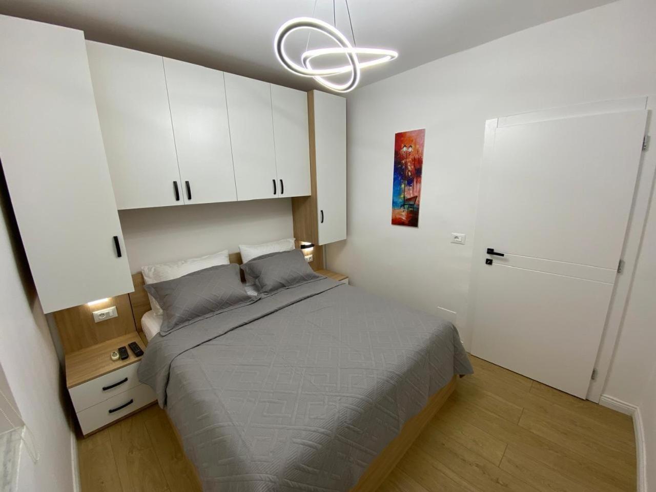 Tirana Apartment Экстерьер фото